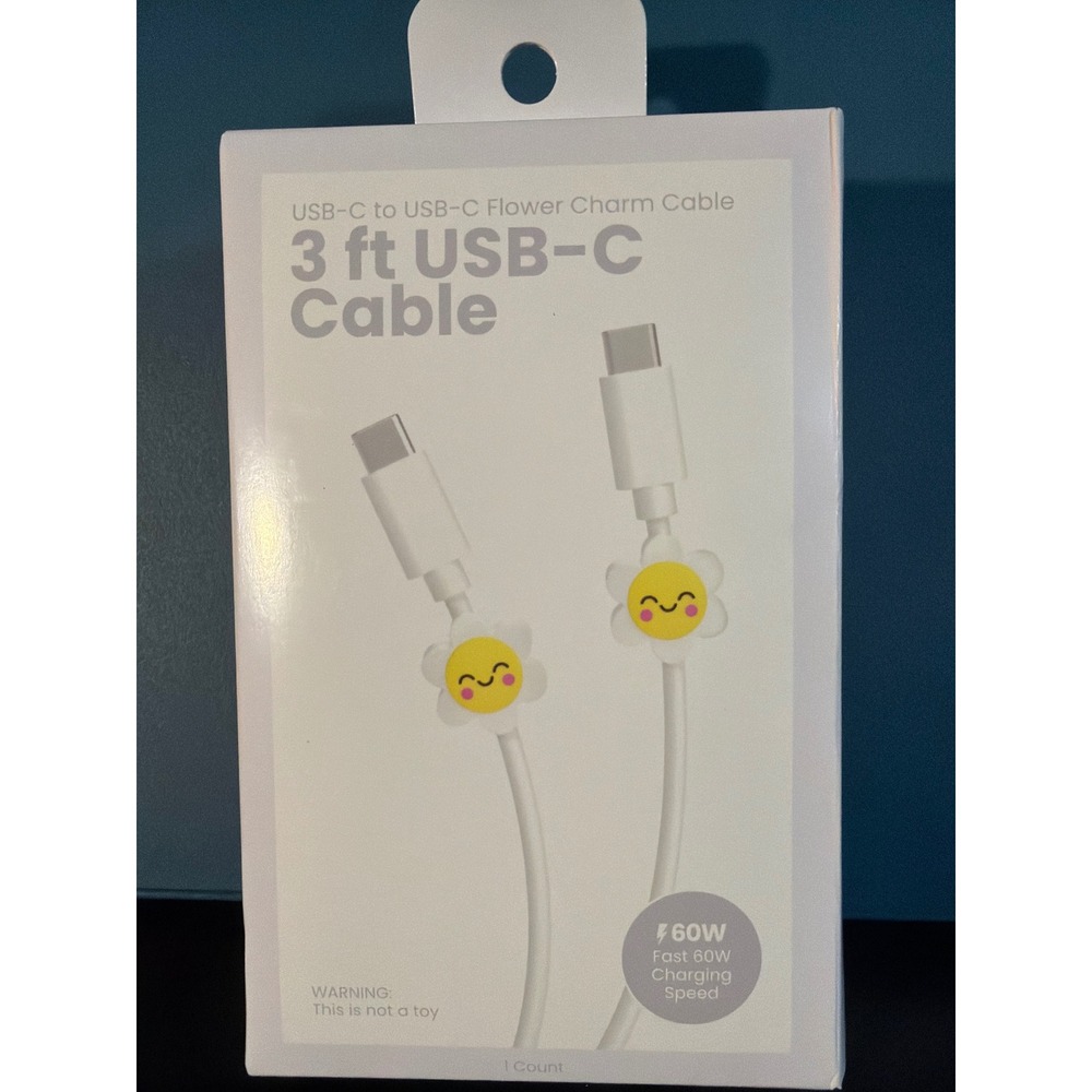 USB-C to USB-C Flower Charm Cable 3ft White 60W Fast Charging Cord Chug Inc